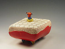 Diamond Checkered Pillow Box by Vaughan Nelson (Ceramic Box)