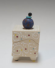 Double White Squiggle Box by Vaughan Nelson (Ceramic Box)